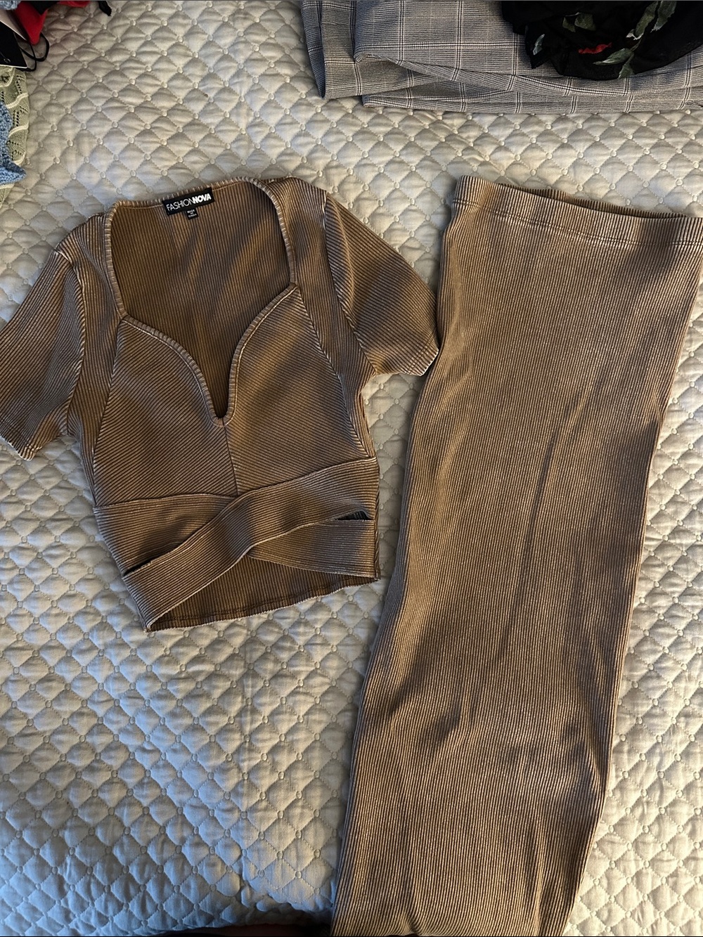 FASHION NOVA Taupe Ribbed Two-Piece Set - Top & Skirt